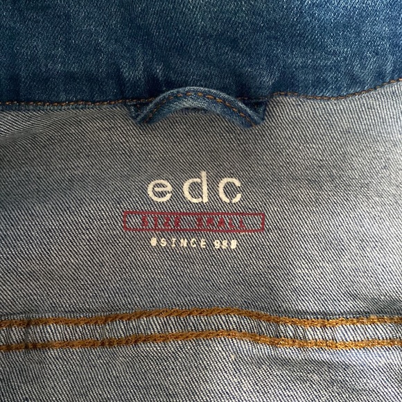 Jean jacket - Picture 2 of 2